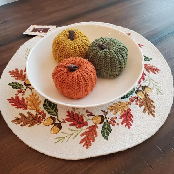 🍁 Knit Pumpkins Set of 3