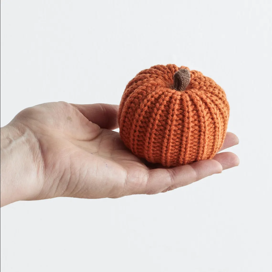 🍁 Knit Pumpkins Set of 3