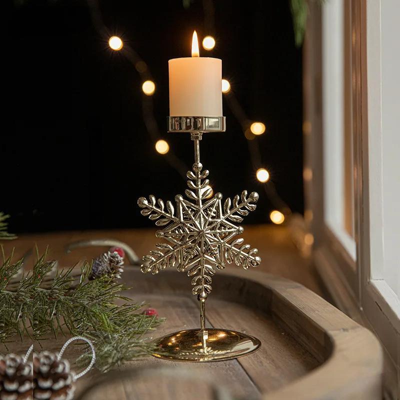 Christmas Iron Golden Candle Holder with Star and Elk Design – Candle Holder for Your Christmas and New Year Table Decor!