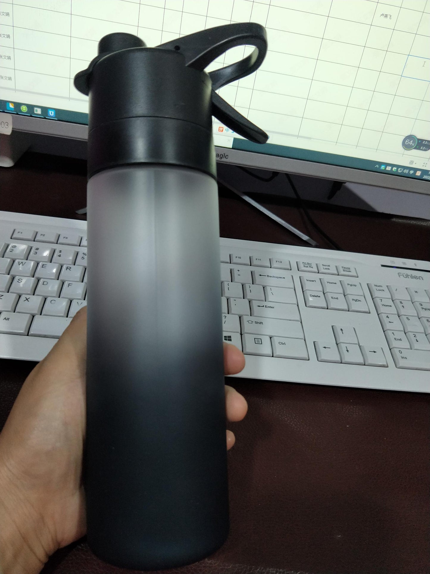 Best Seller Spray Water Bottle Outdoor Sport Fitness Water Cup Large Capacity