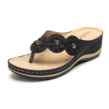 Thetis Lightweight Flowers Clip Toe Sandals