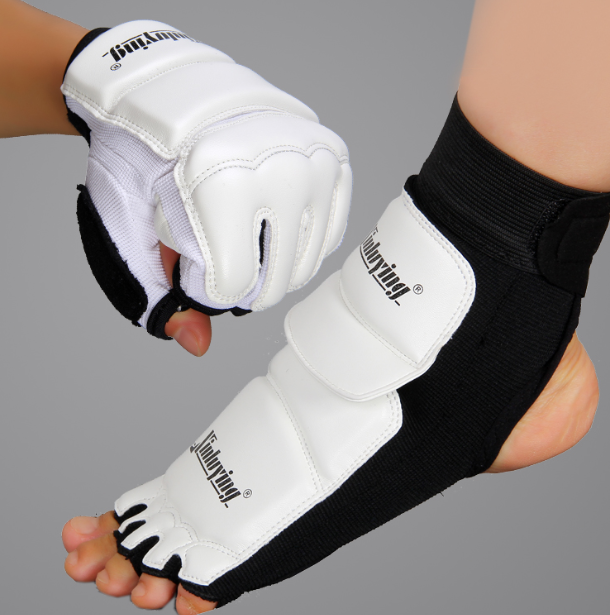 Boxing Gloves / Taekwondo Gloves