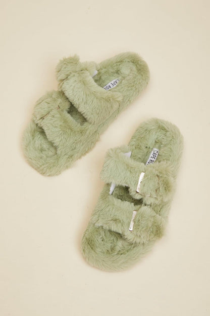 Cape Robbin Soft Steps Buckled Fuzzy Sandals