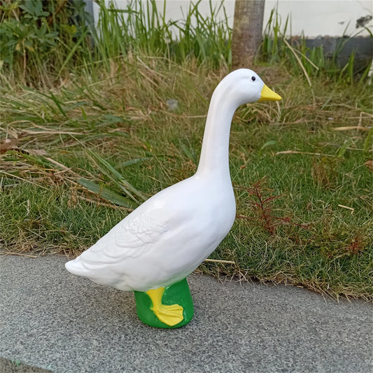 18cm Goose Garden Statue - Desk Goose Statue White Outdoor Decor Landscape Animal Figurine Gift Spring 2026