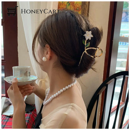 Ins Style Delicate Lily Hair Claws