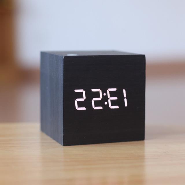 Modern Digital Wood Clock