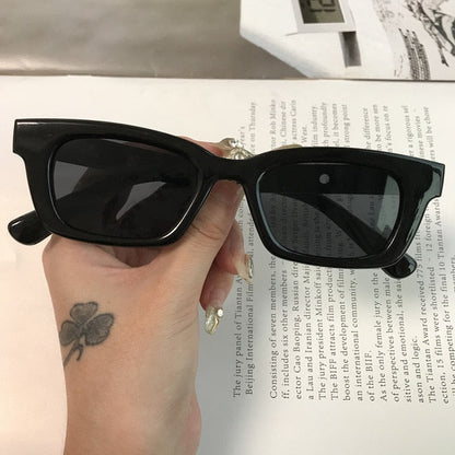 2024 New Women Rectangle Vintage Sunglasses Brand Designer Retro Points Sun Glasses Female Lady Eyeglass Cat Eye Driver Goggles