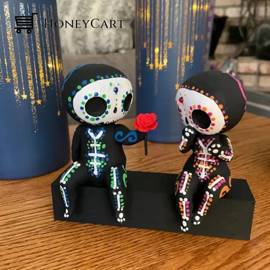 Sugar Skull Couple Figurine Shy Tool