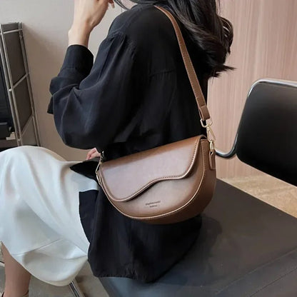 Vintage Leather Saddle Bag – Crossbody Underarm Handbag for Stylish Women