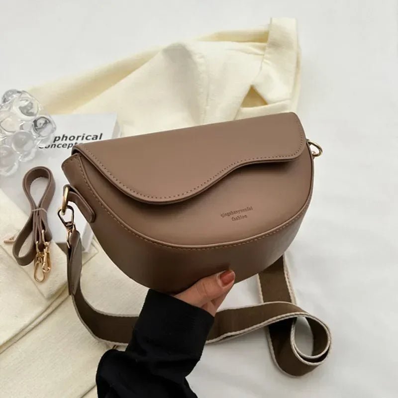 Vintage Leather Saddle Bag – Crossbody Underarm Handbag for Stylish Women